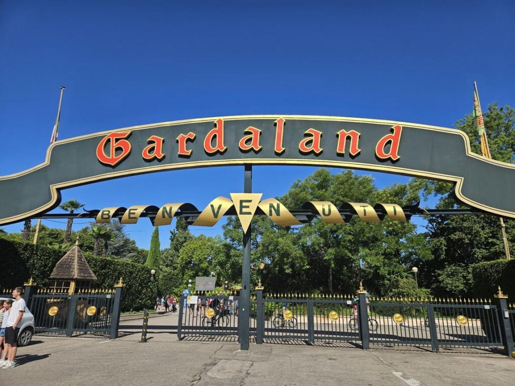Gardaland Fire Today – Emergency Crews Respond After Fire at Popular Italy Theme Park